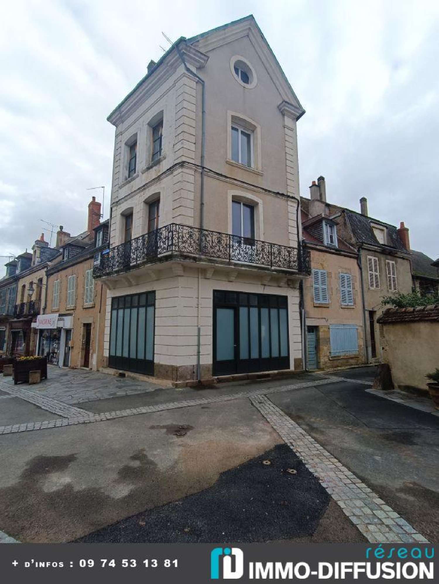  kaufen Wohnung/ Apartment La Châtre Indre 1