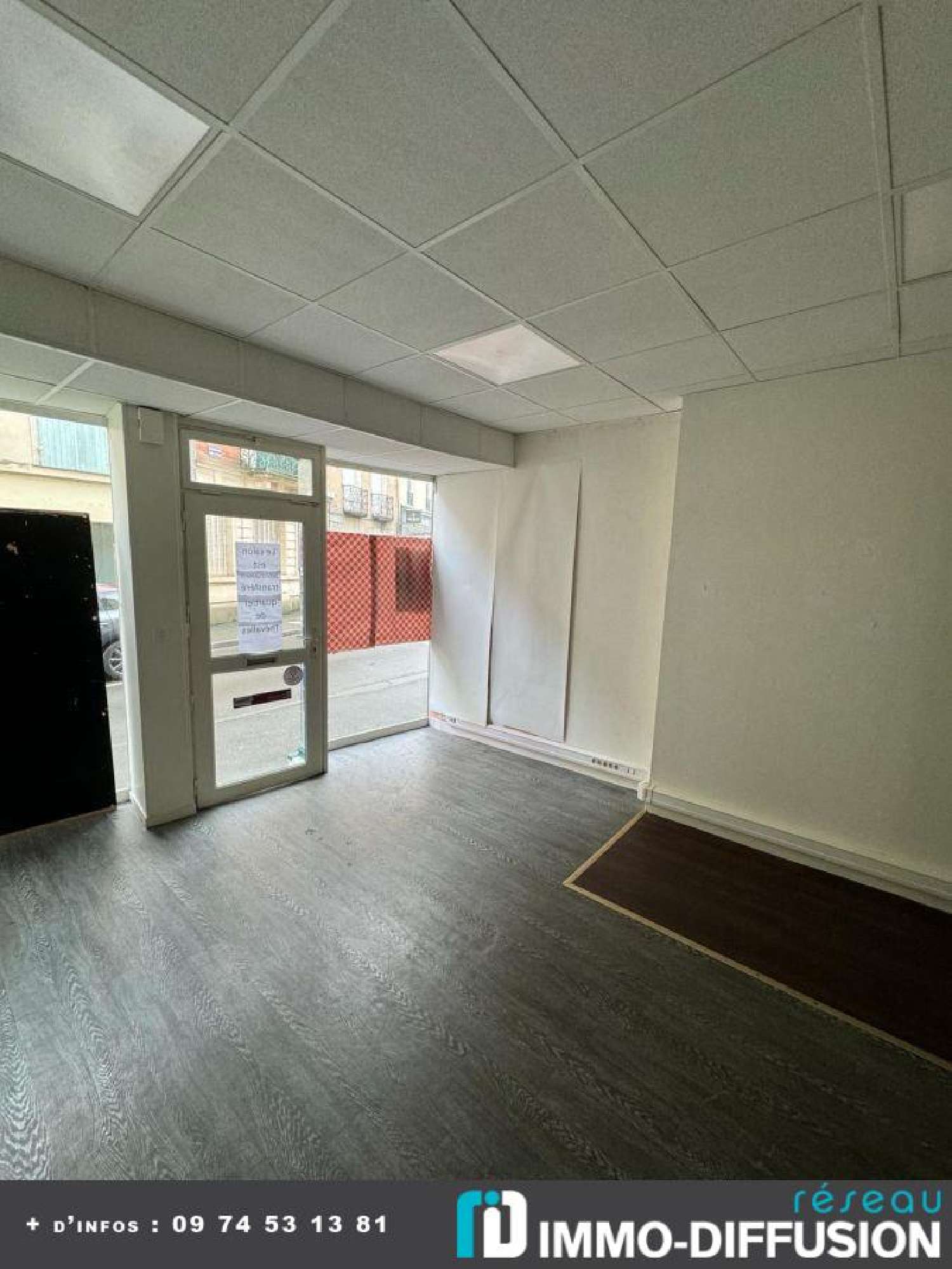  for sale commercial Laval Mayenne 1