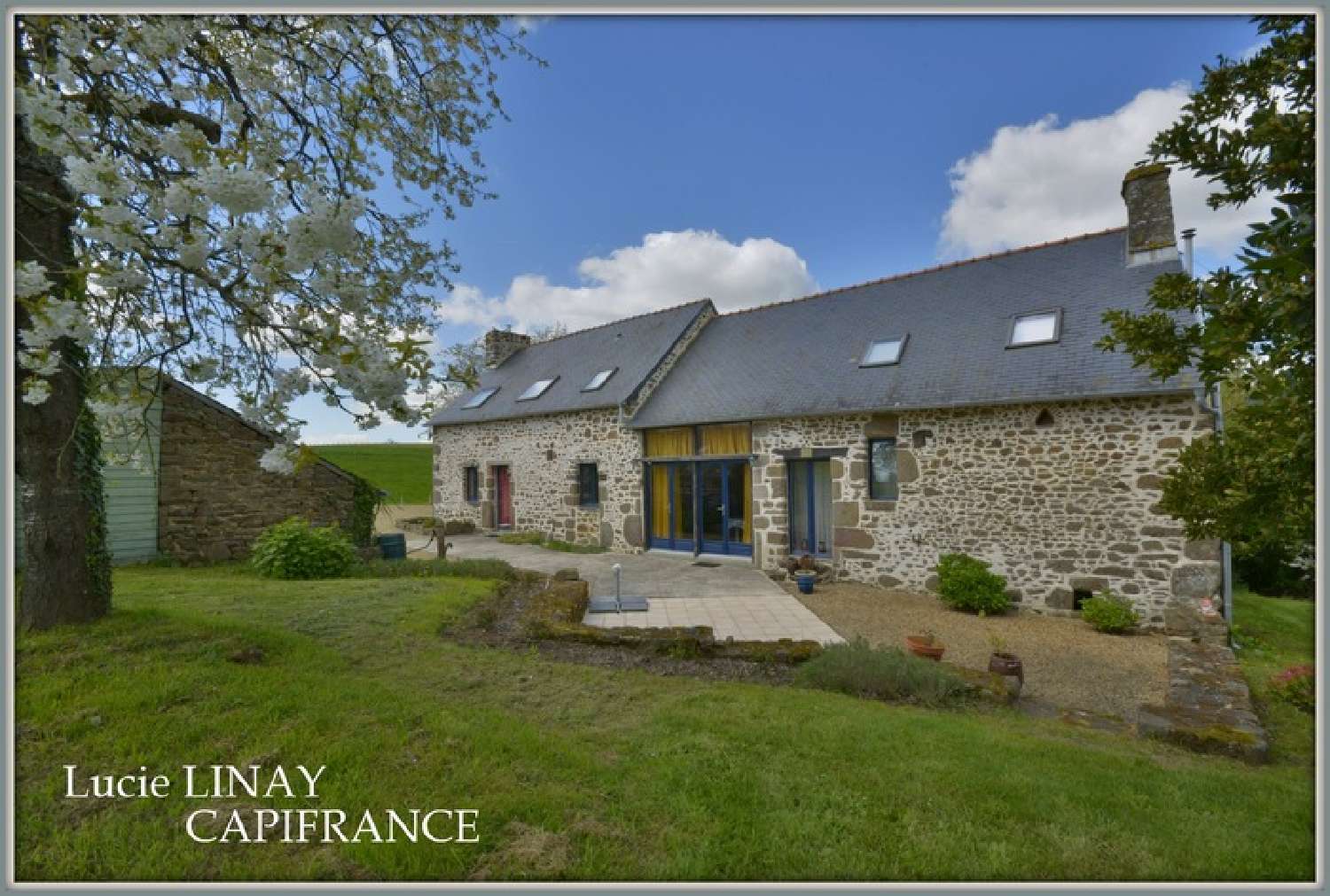  for sale farm Le Pas Mayenne 2