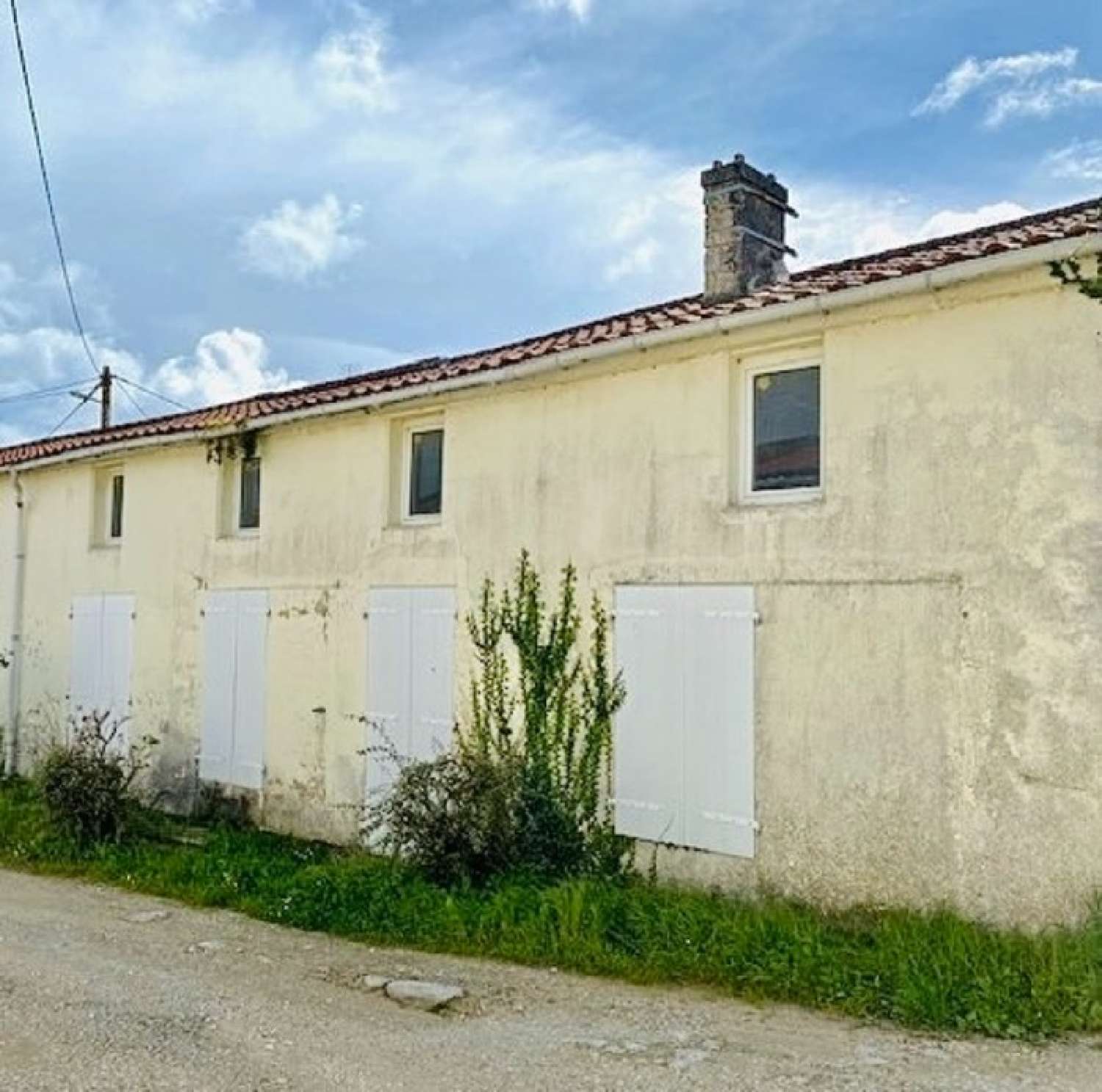  à vendre maison Ardillières Charente-Maritime 2