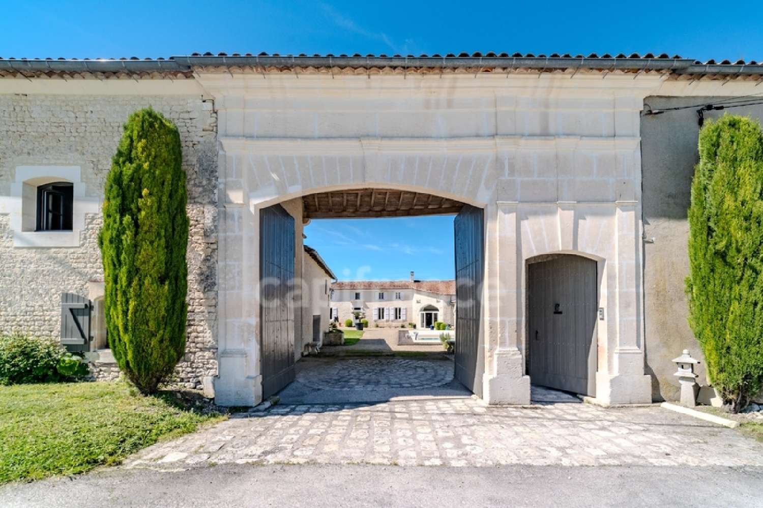 Cognac Charente huis foto 6863324
