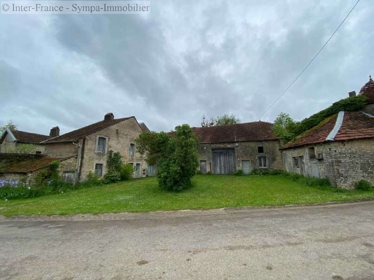 maison à vendre Charmes-Saint-Valbert, Haute-Saône ( Bourgogne-Franche-Comté) foto 7