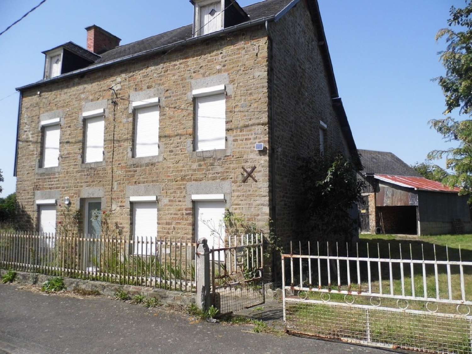  for sale house Condé-sur-Noireau Calvados 1