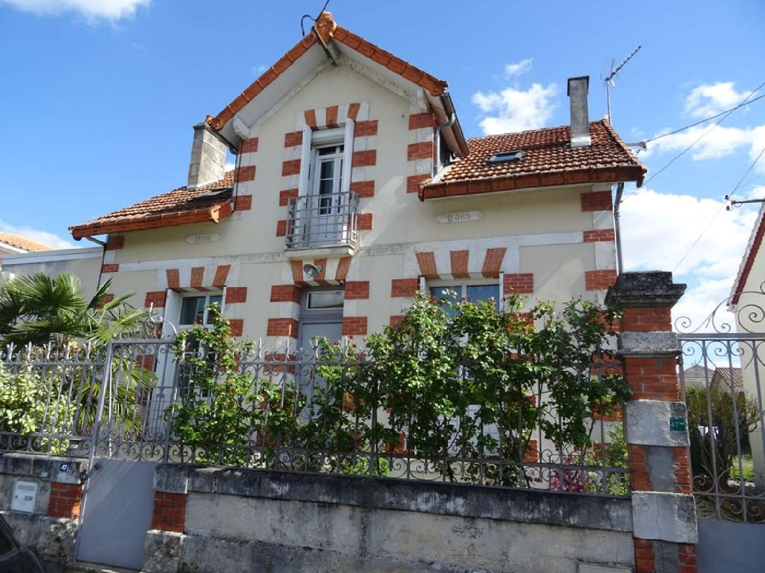  for sale house Gond-Pontouvre Charente 1