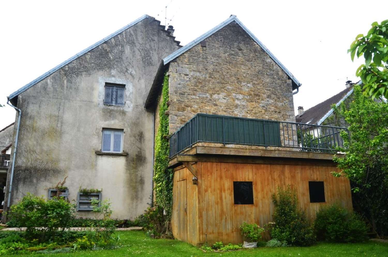  te koop huis Lons-le-Saunier Jura 1