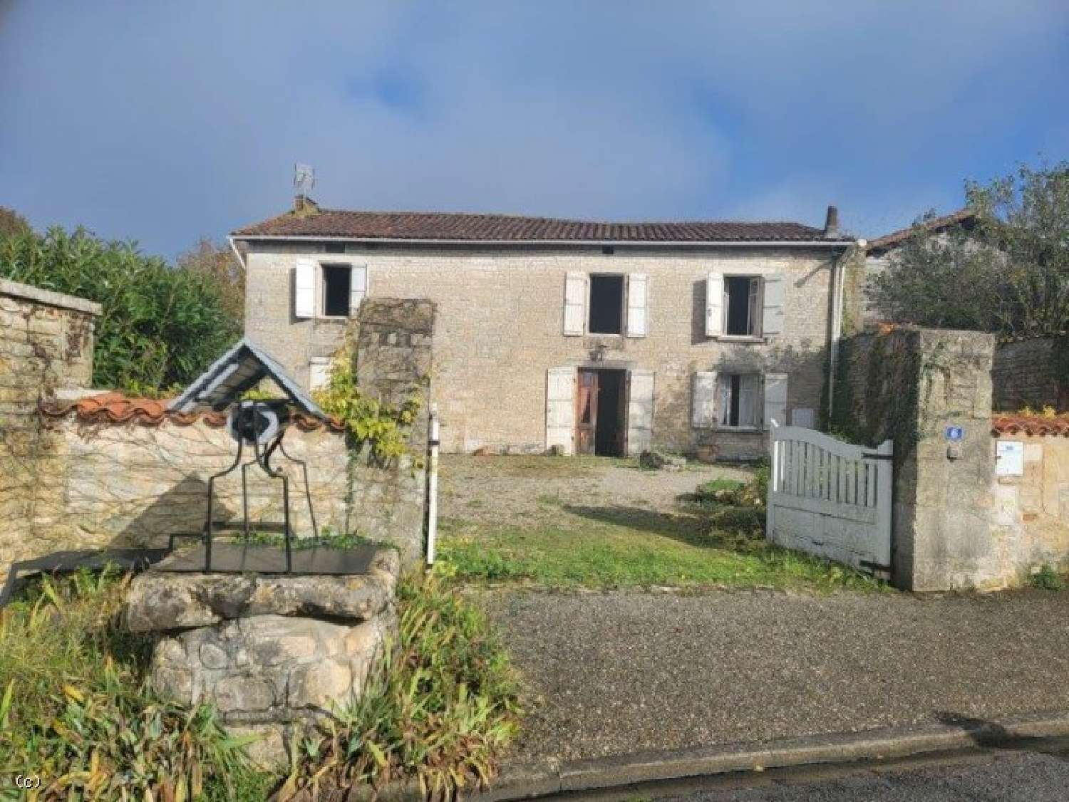 Ruffec Charente house foto 6873425