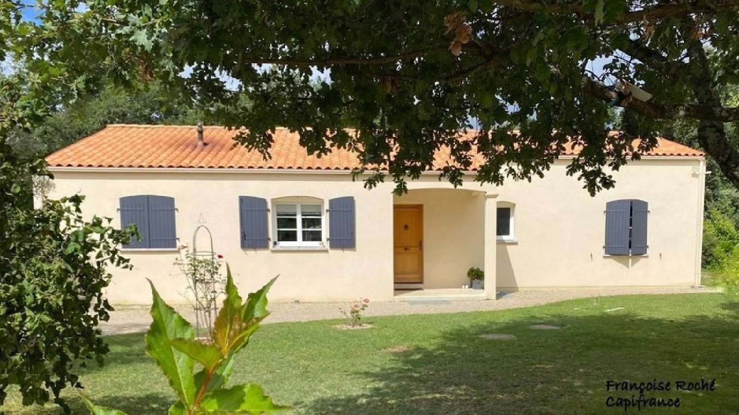  à vendre maison Saint-Savinien Charente-Maritime 1