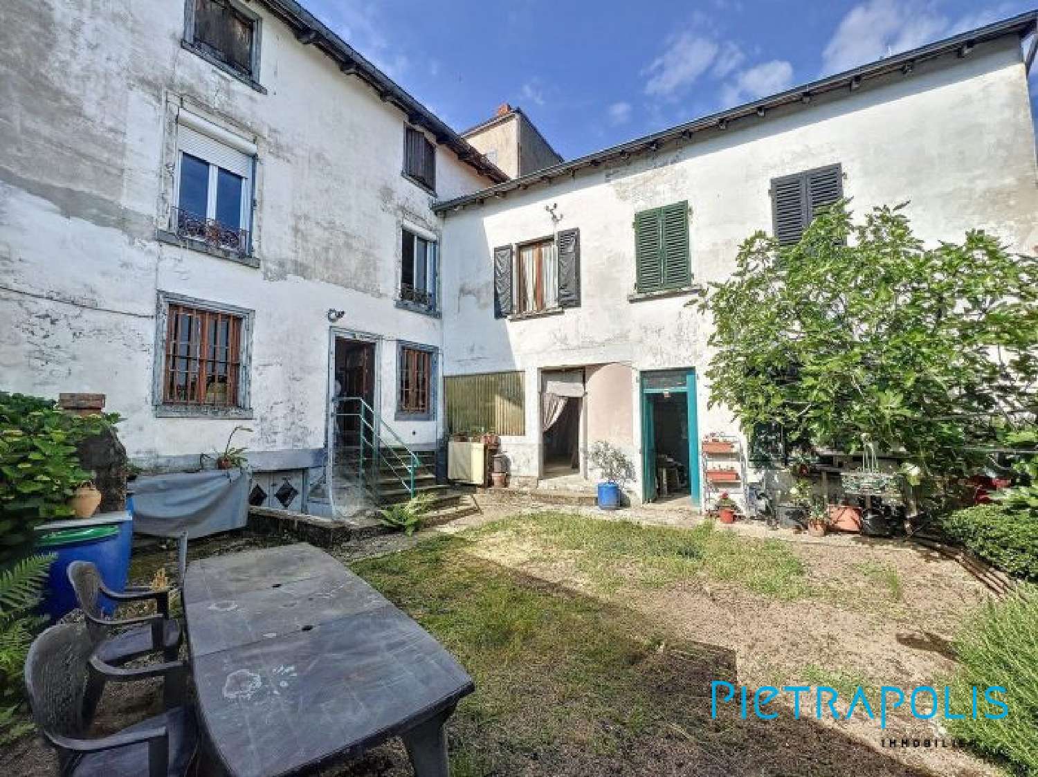  for sale house Thizy Rhône 1
