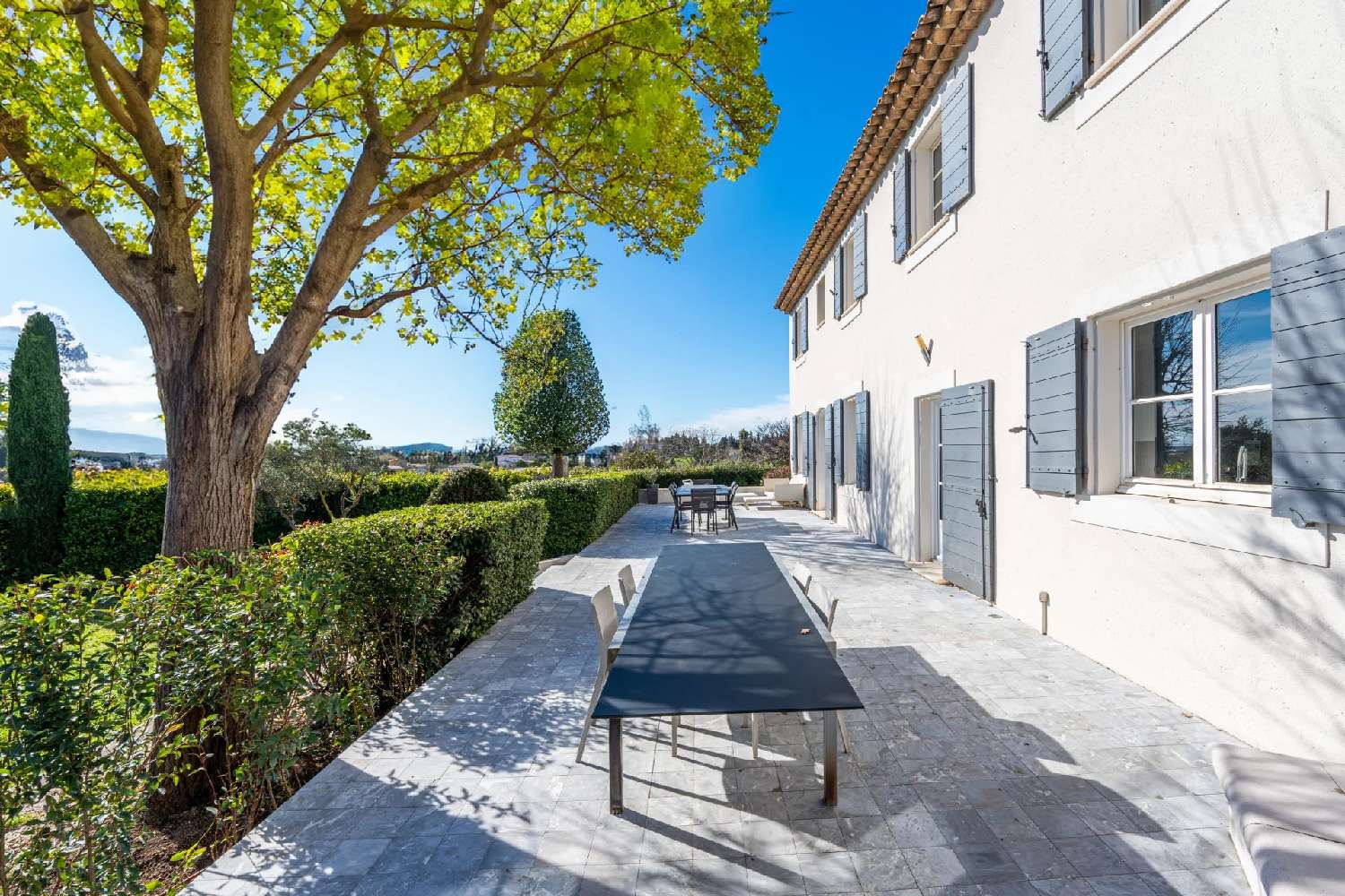  à vendre villa Aix-en-Provence Bouches-du-Rhône 2