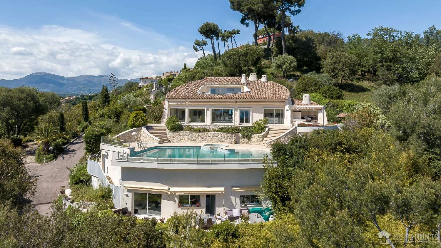  à vendre villa Cagnes-sur-Mer Alpes-Maritimes 1
