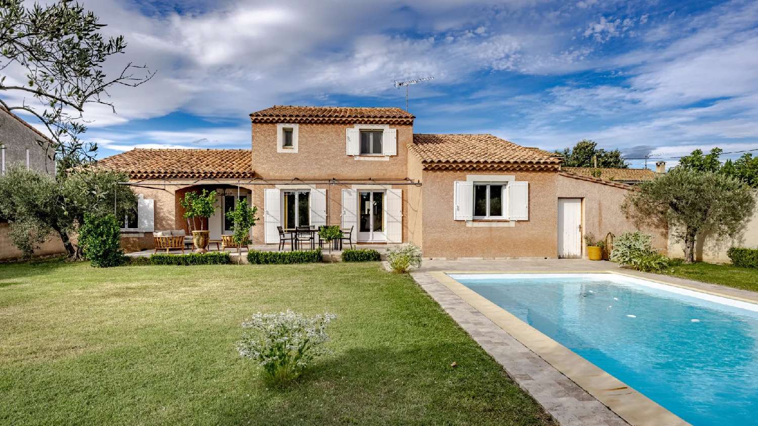  for sale villa Fontvieille Bouches-du-Rhône 2