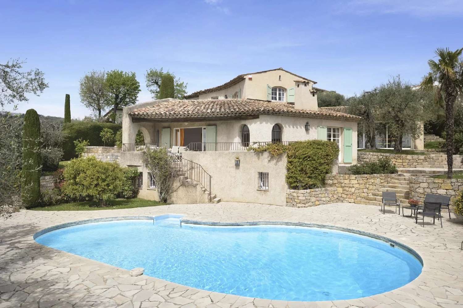  te koop villa Le Rouret Alpes-Maritimes 2