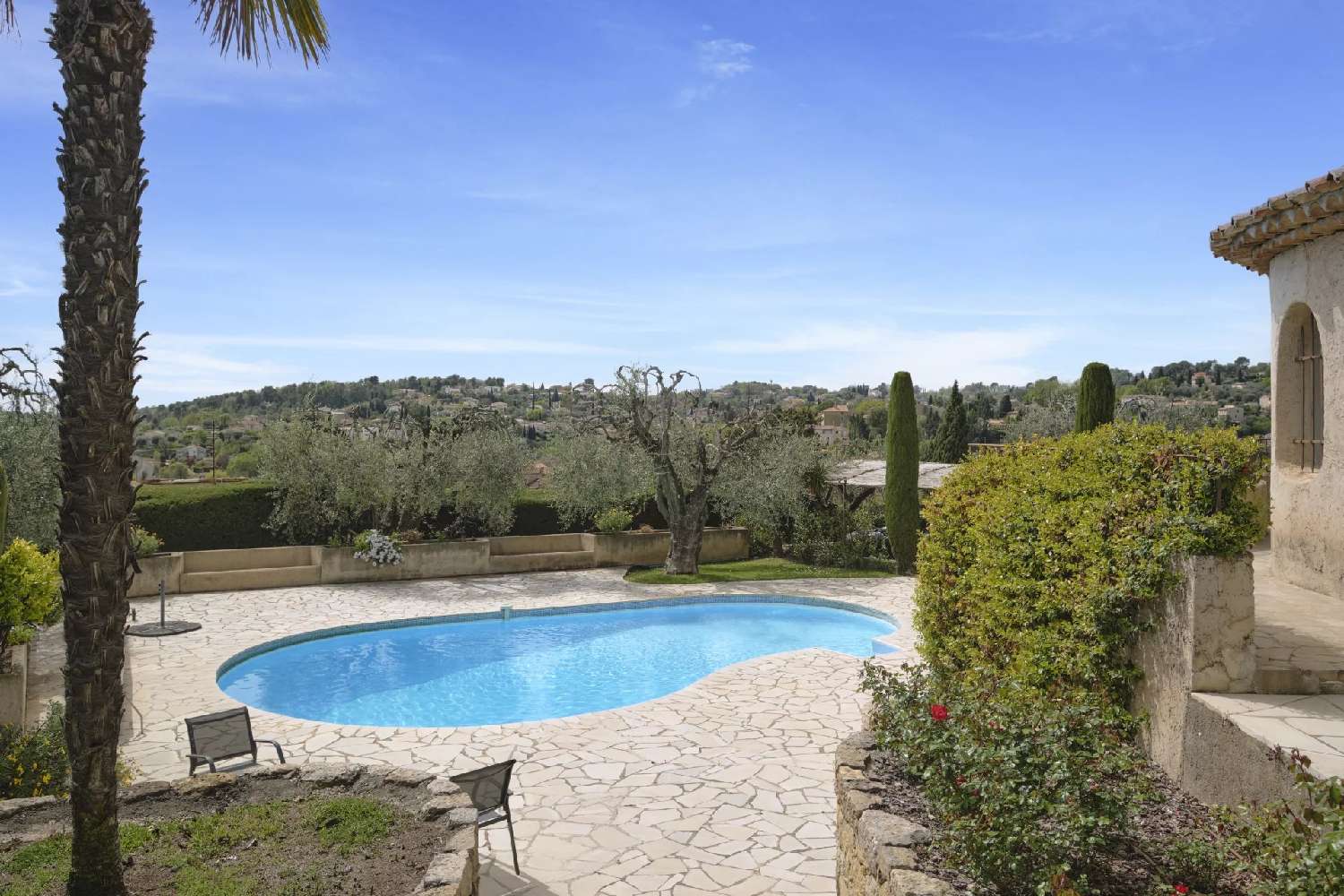  for sale villa Le Rouret Alpes-Maritimes 3