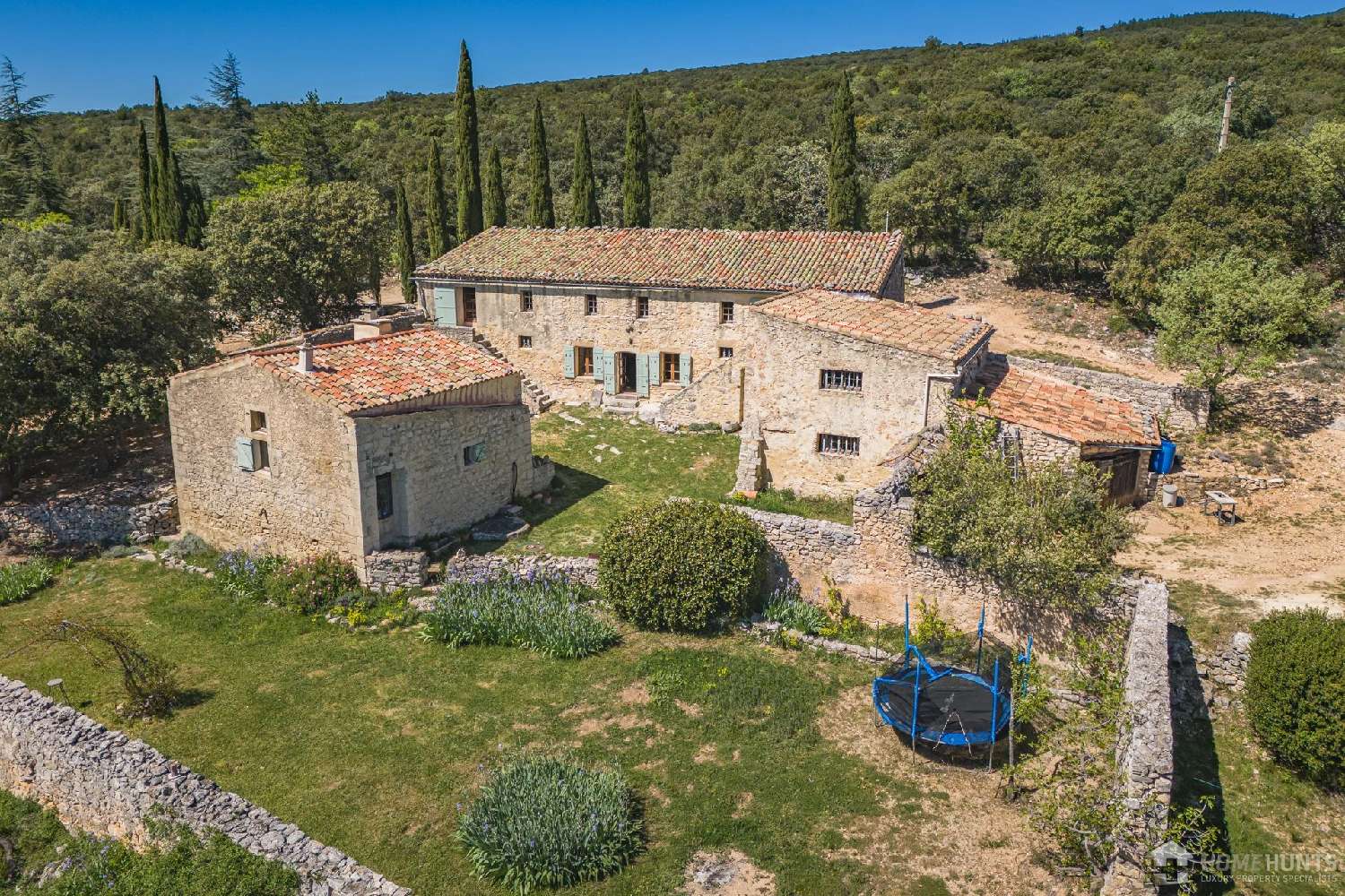  à vendre villa Rustrel Vaucluse 1
