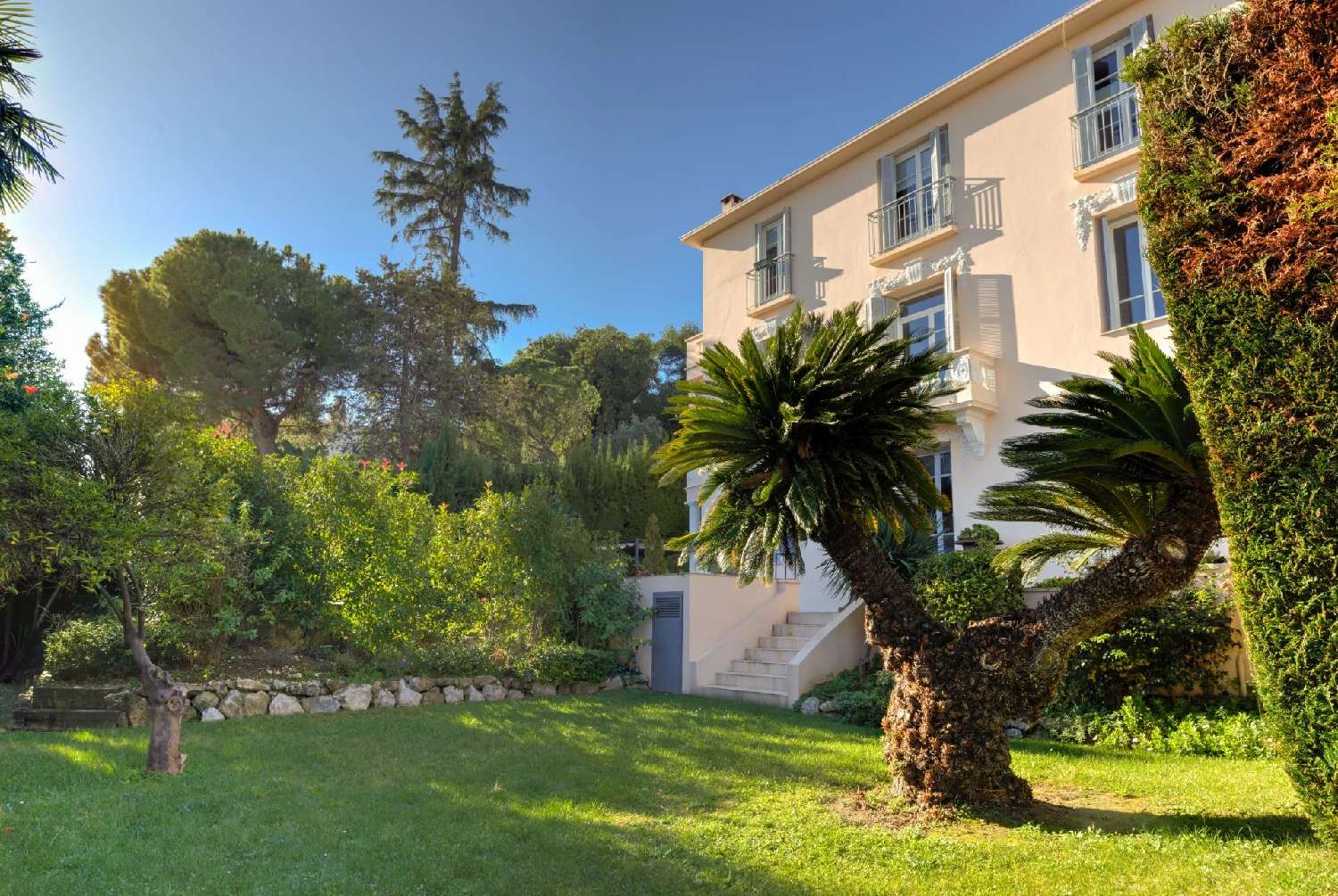  for sale villa Saint-Laurent-du-Var Alpes-Maritimes 2