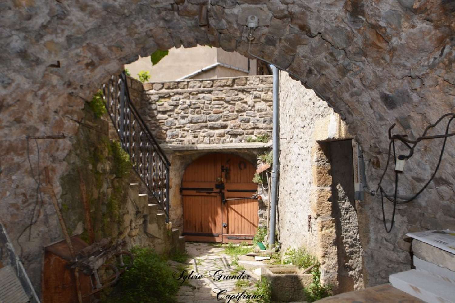  à vendre maison de village Saint-Paul-le-Jeune Ardèche 1