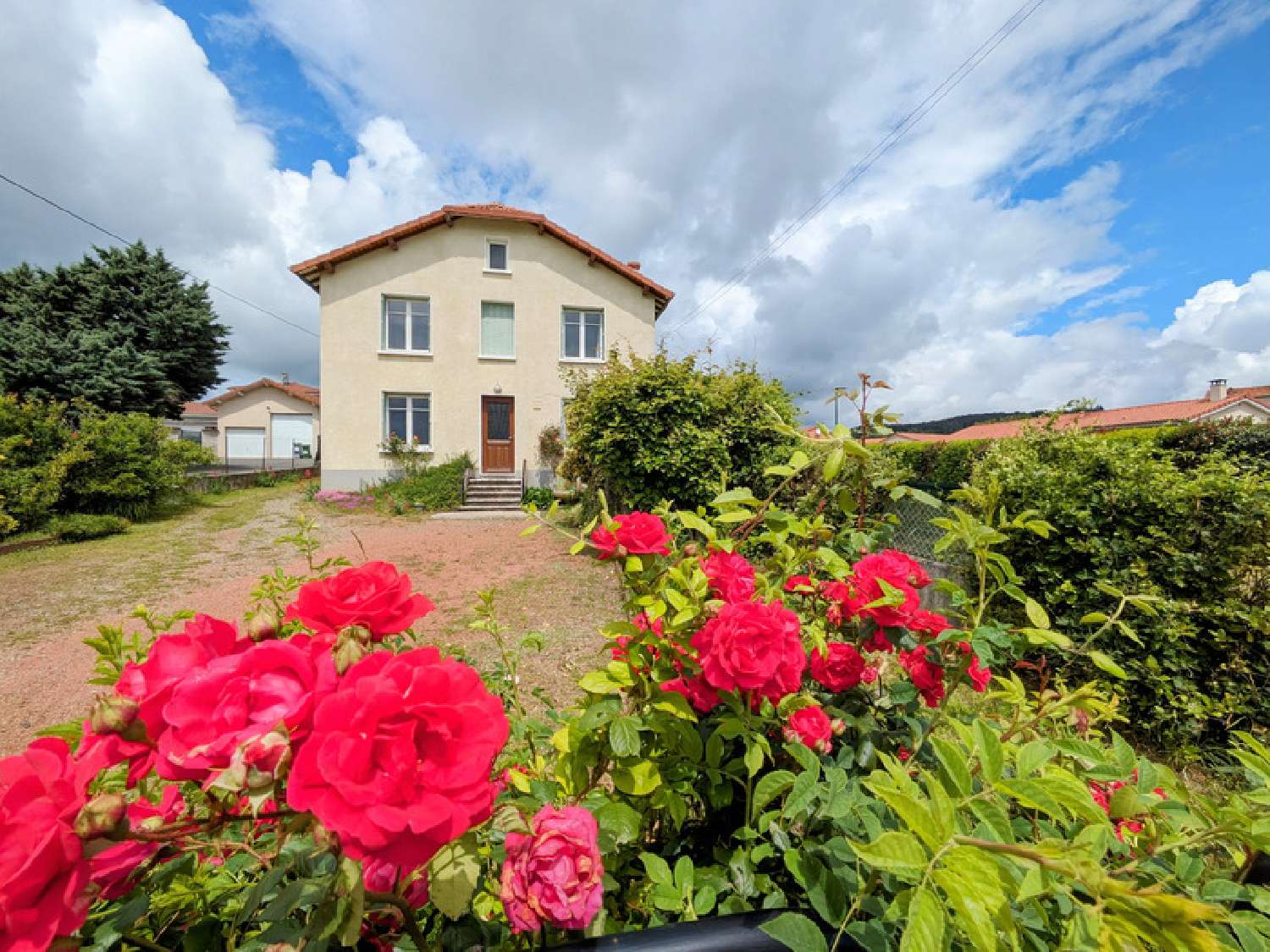 Panissières Loire huis foto 6889164