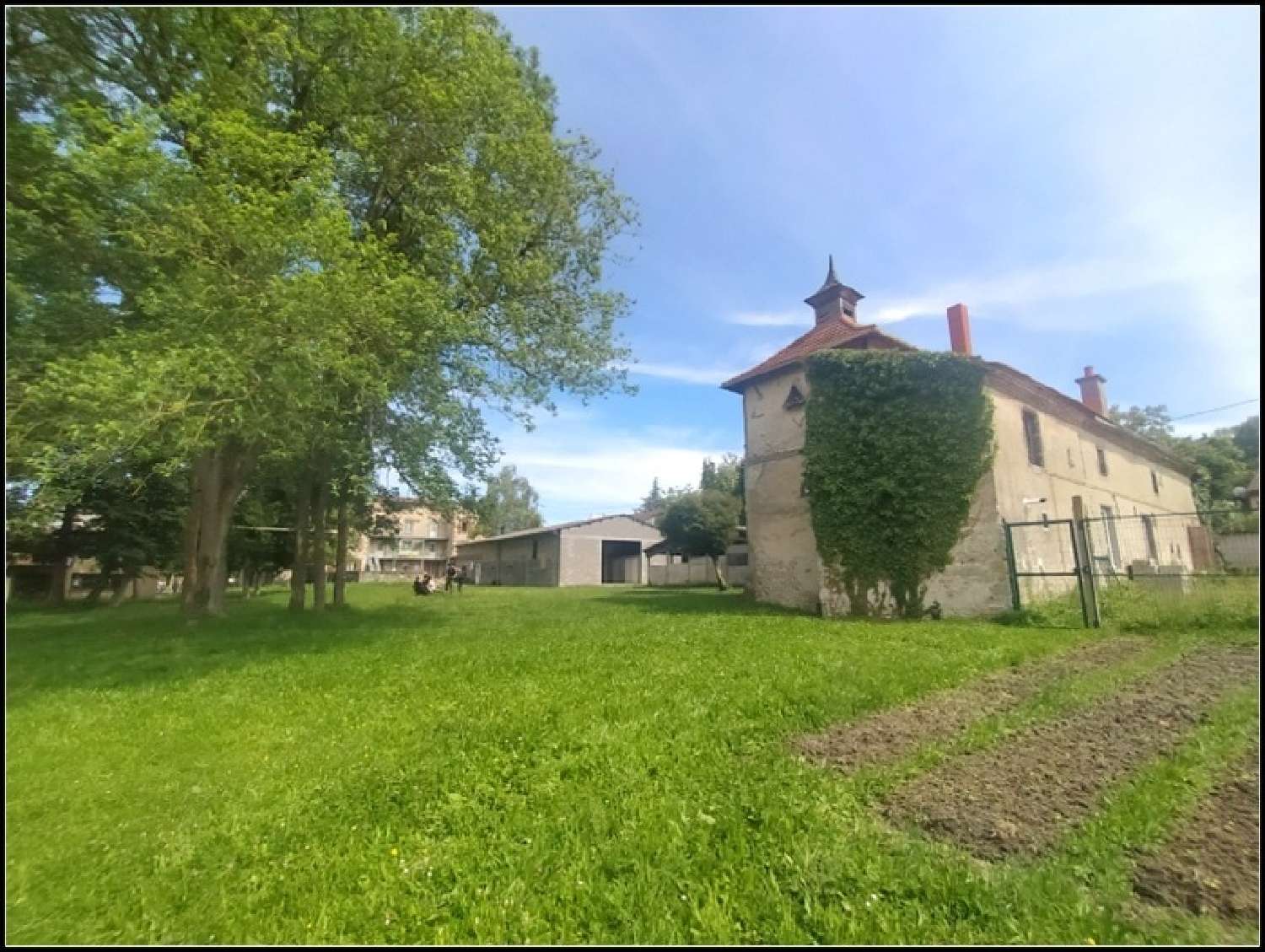 maison bourgeoise à vendre en anciene region Auvergne France, trouvé 8