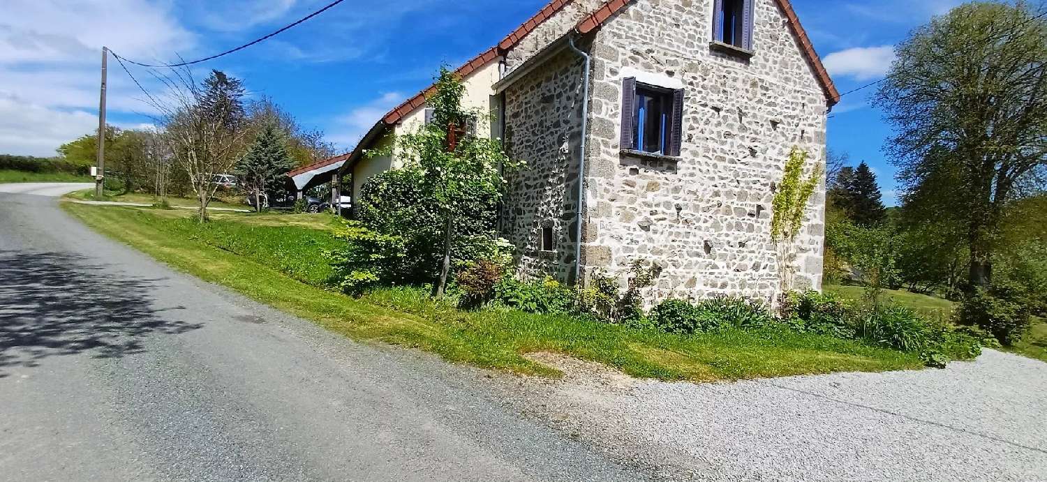 maison à vendre Charensat, Puy-de-Dôme ( Auvergne-Rhône-Alpes) photo 4