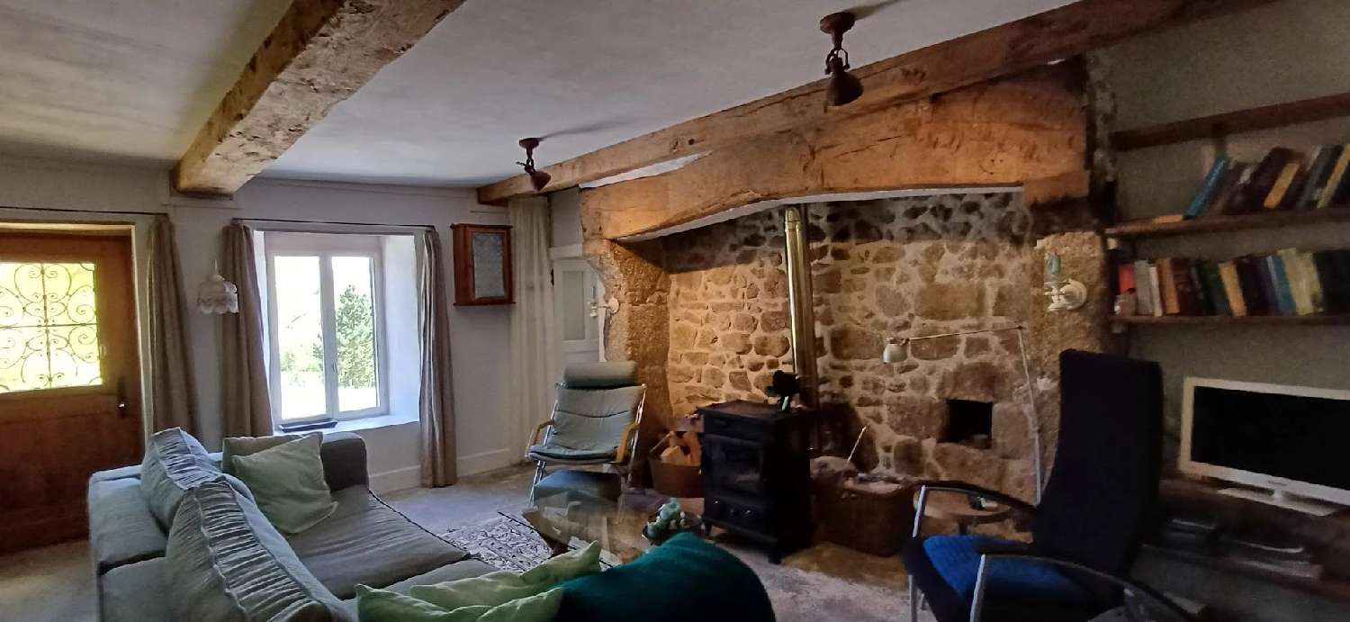 huis te koop Charensat, Puy-de-Dôme ( Auvergne-Rhône-Alpes) foto 7