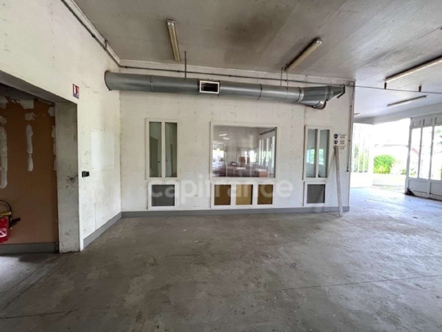  for sale office Saintes Charente-Maritime 3