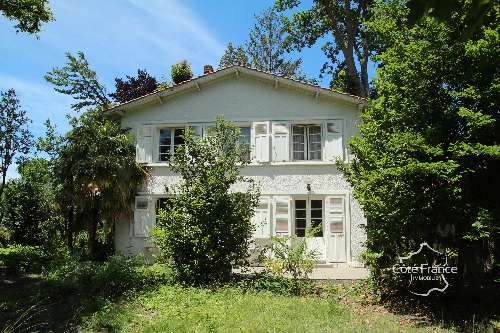 Pau Pyrénées-Atlantiques huis foto