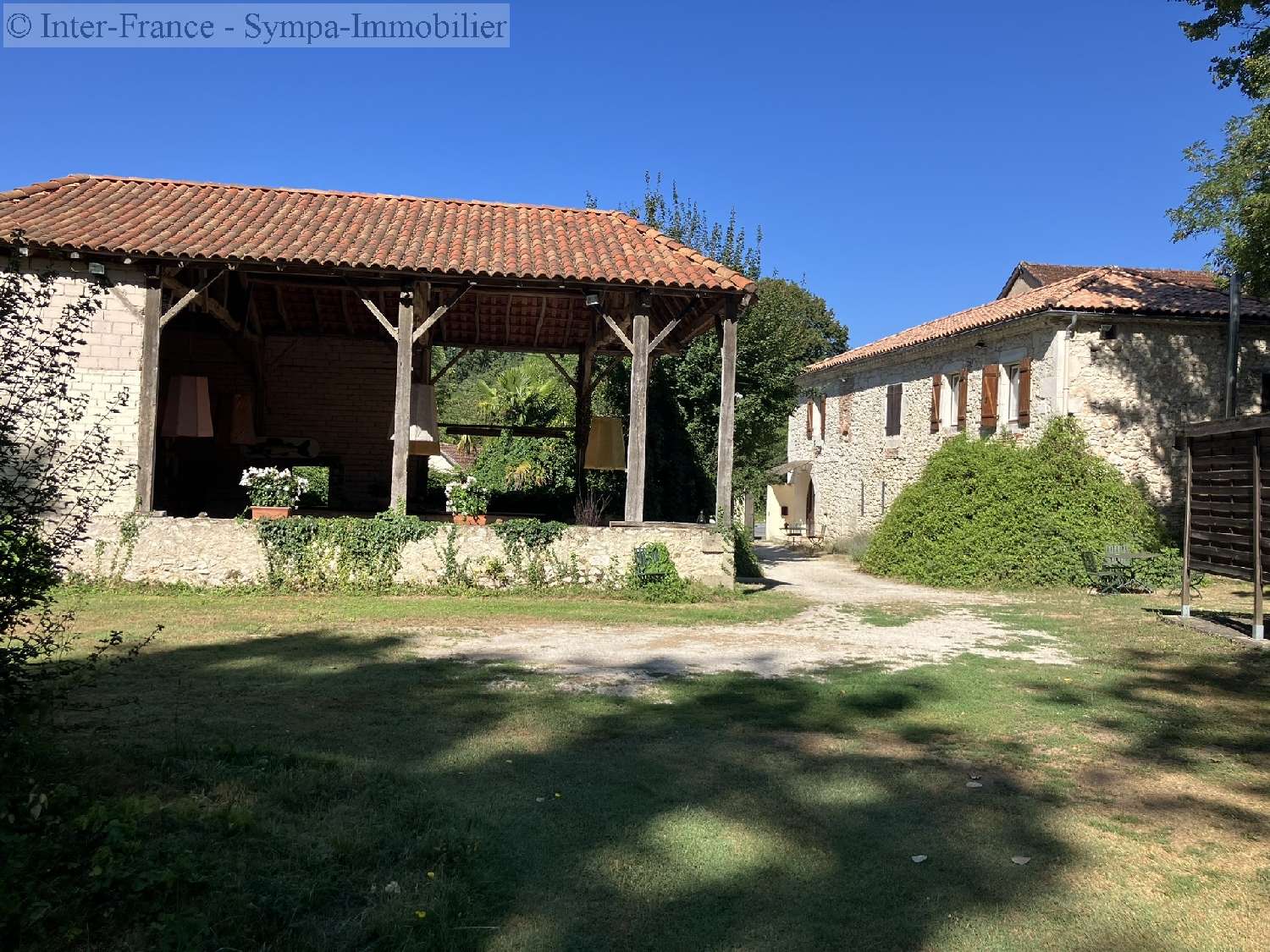 hôtel restaurant, Pujols, Lot-et-Garonne