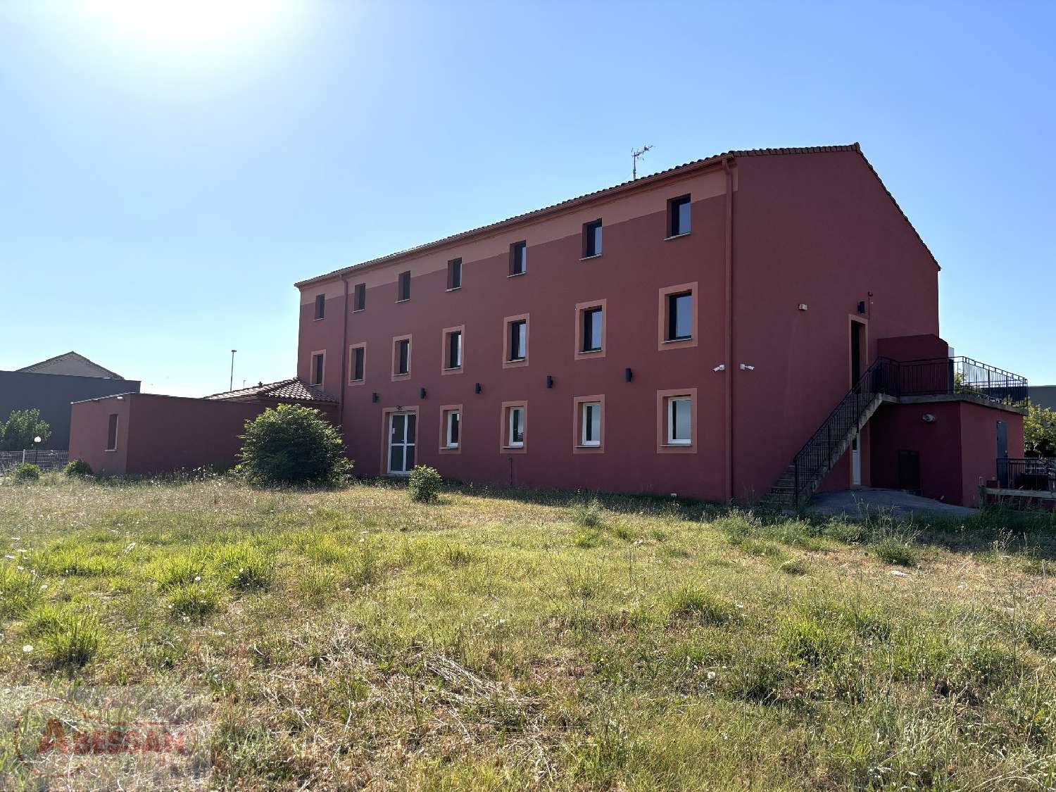  te koop kantoor Alès Gard 4