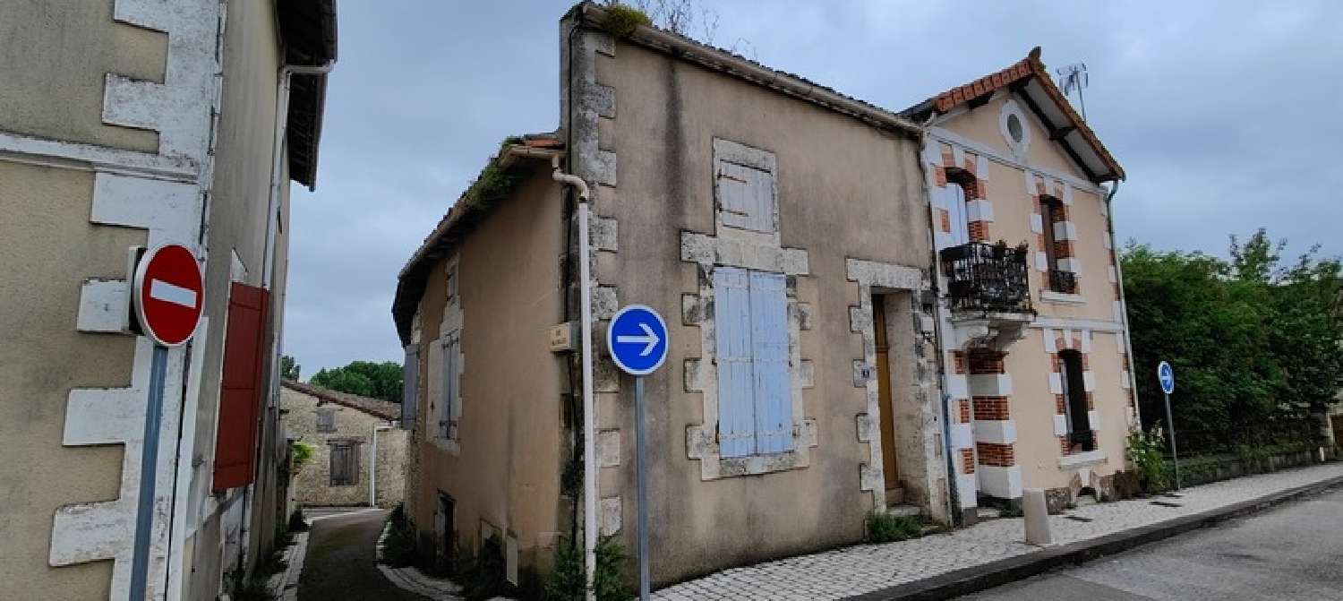 Saint-Amant-de-Boixe Charente maison foto 6915444