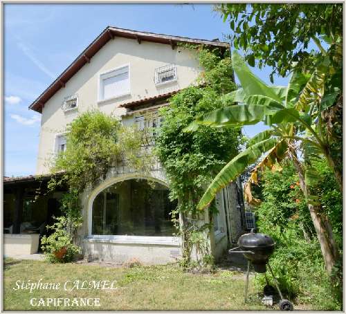 Bergerac Dordogne Stadthaus Bild 6930819