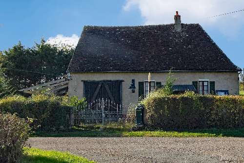 La Nocle-Maulaix Nièvre huis foto