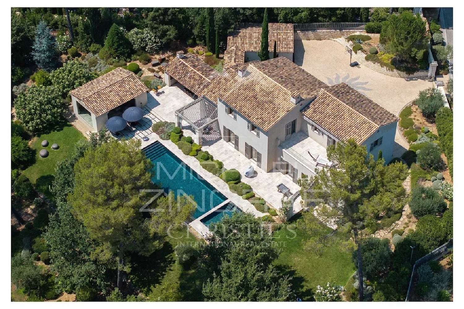  à vendre villa Saint-Paul-en-Forêt Var 1