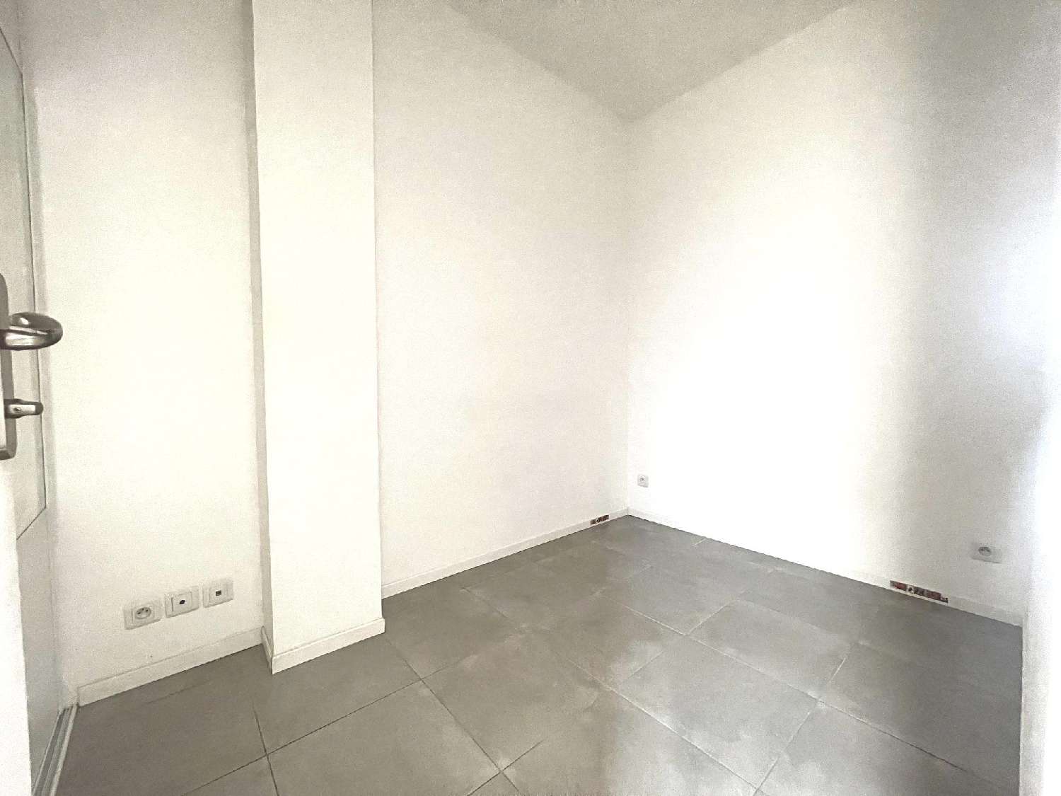  kaufen Wohnung/ Apartment Nîmes Gard 7