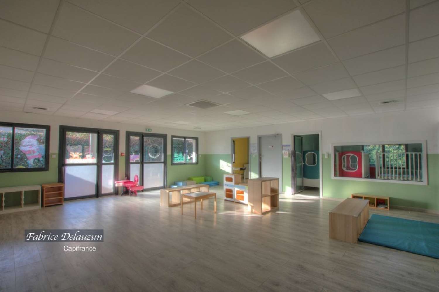  kaufen Gewerbeimmobilie Saint-Martin-de-Crau Bouches-du-Rhône 1
