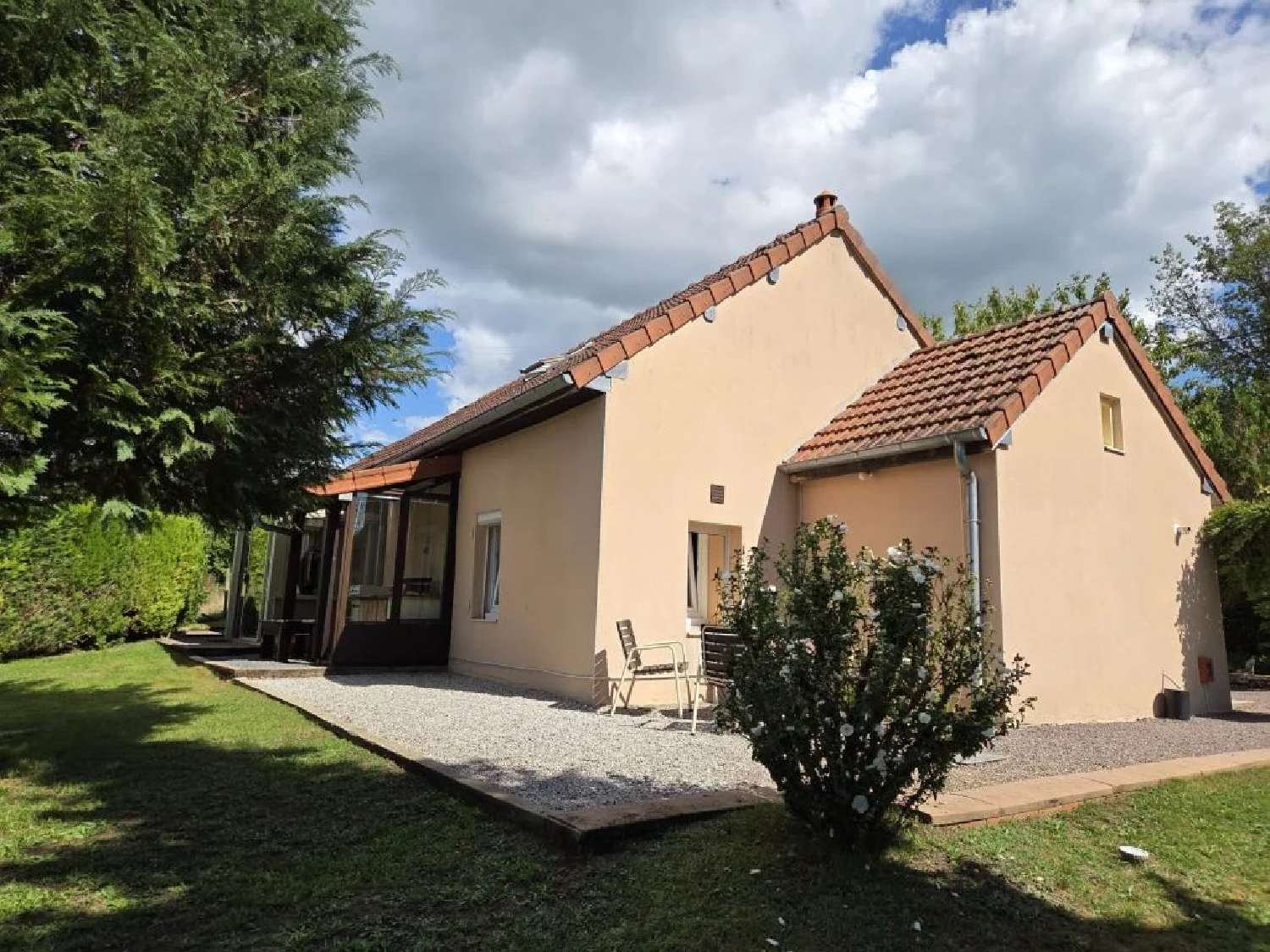  for sale house Saint-Léger-sous-Beuvray Saône-et-Loire 1