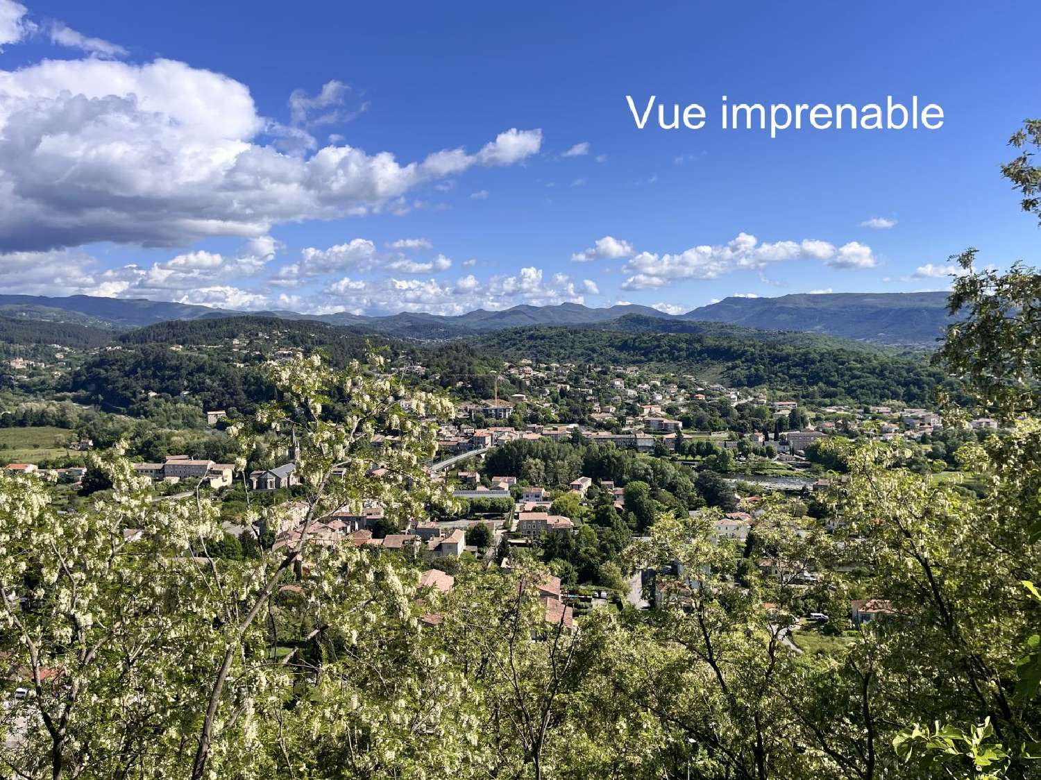  à vendre appartement Aubenas Ardèche 2