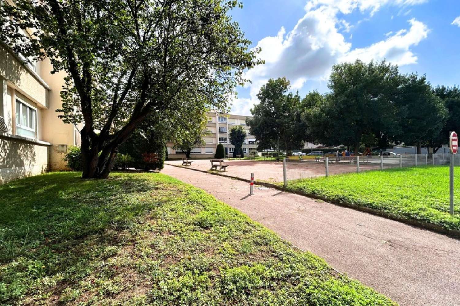  for sale apartment Bron Rhône 6