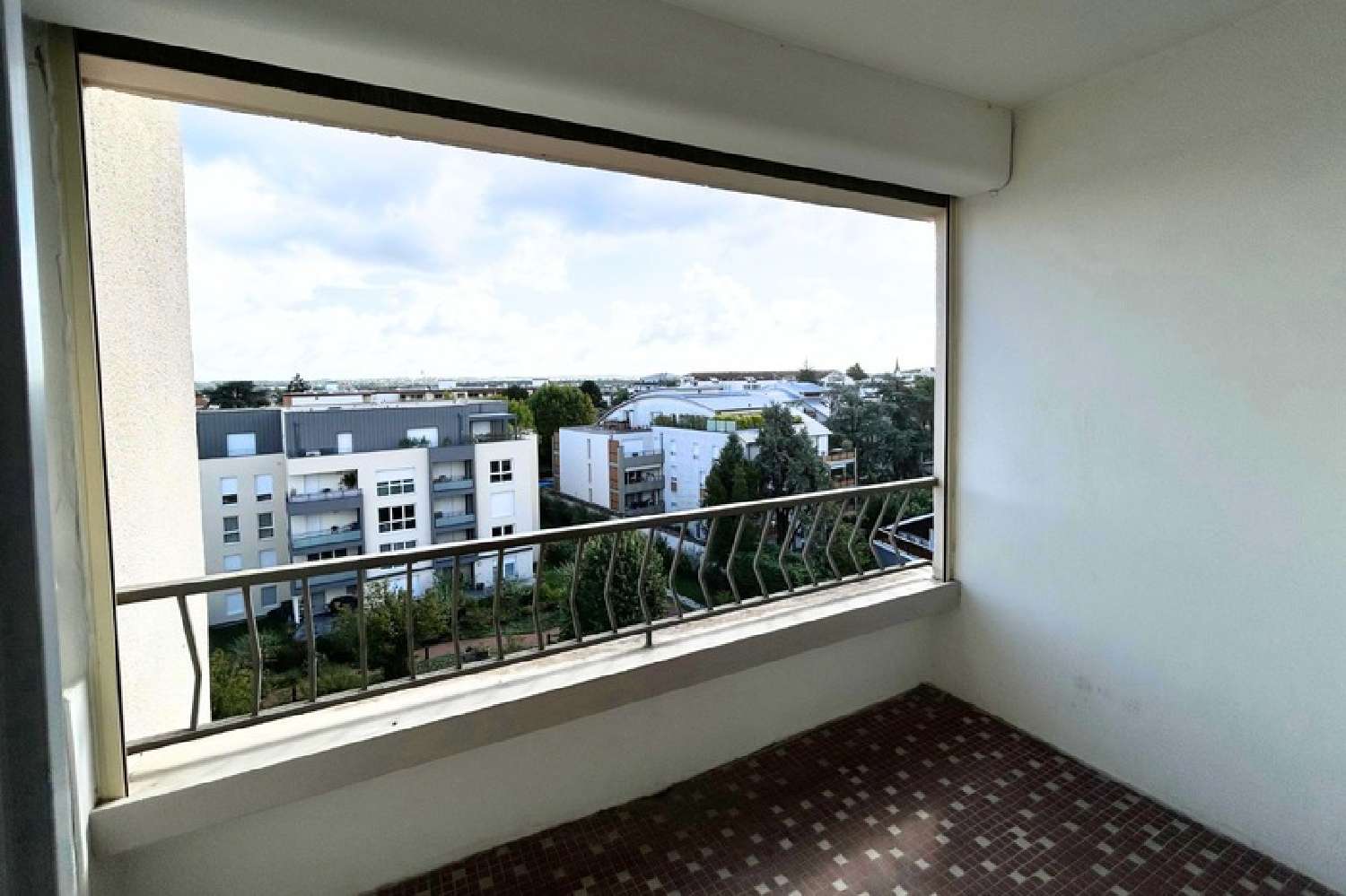  for sale apartment Bron Rhône 8