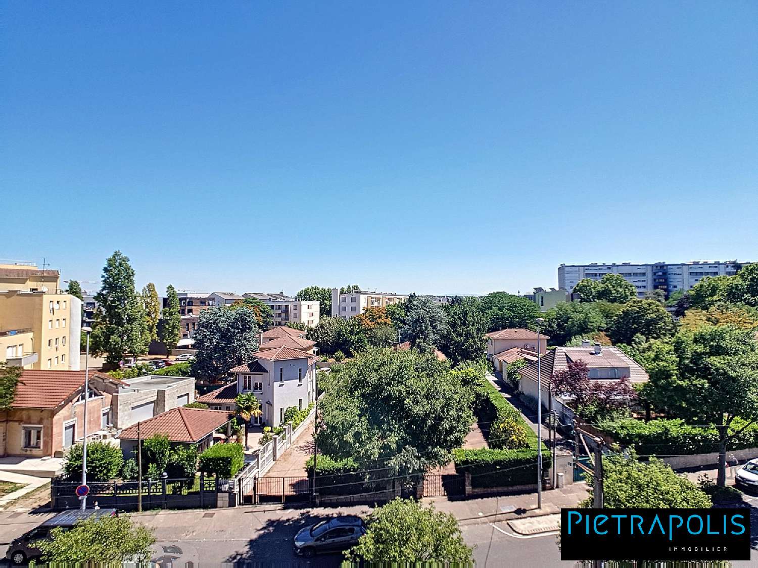  te koop appartement Bron Rhône 3