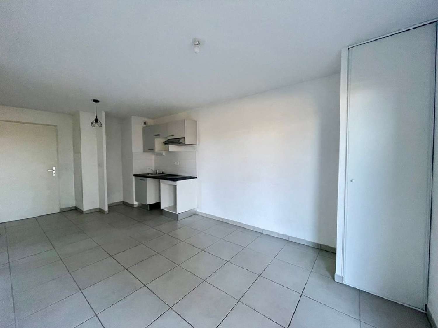  for sale apartment Castelginest Haute-Garonne 3