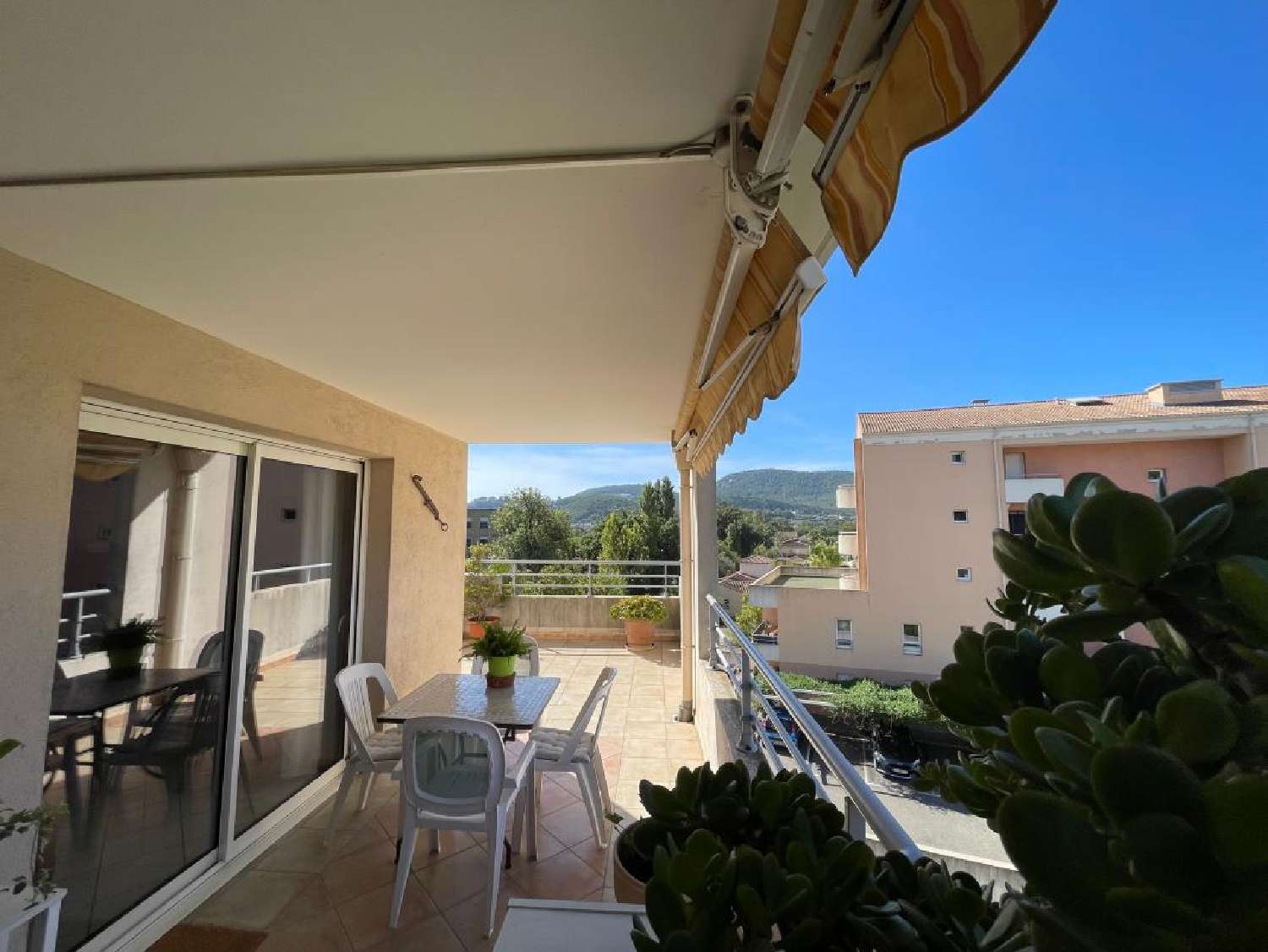  kaufen Wohnung/ Apartment Hyères Var 1