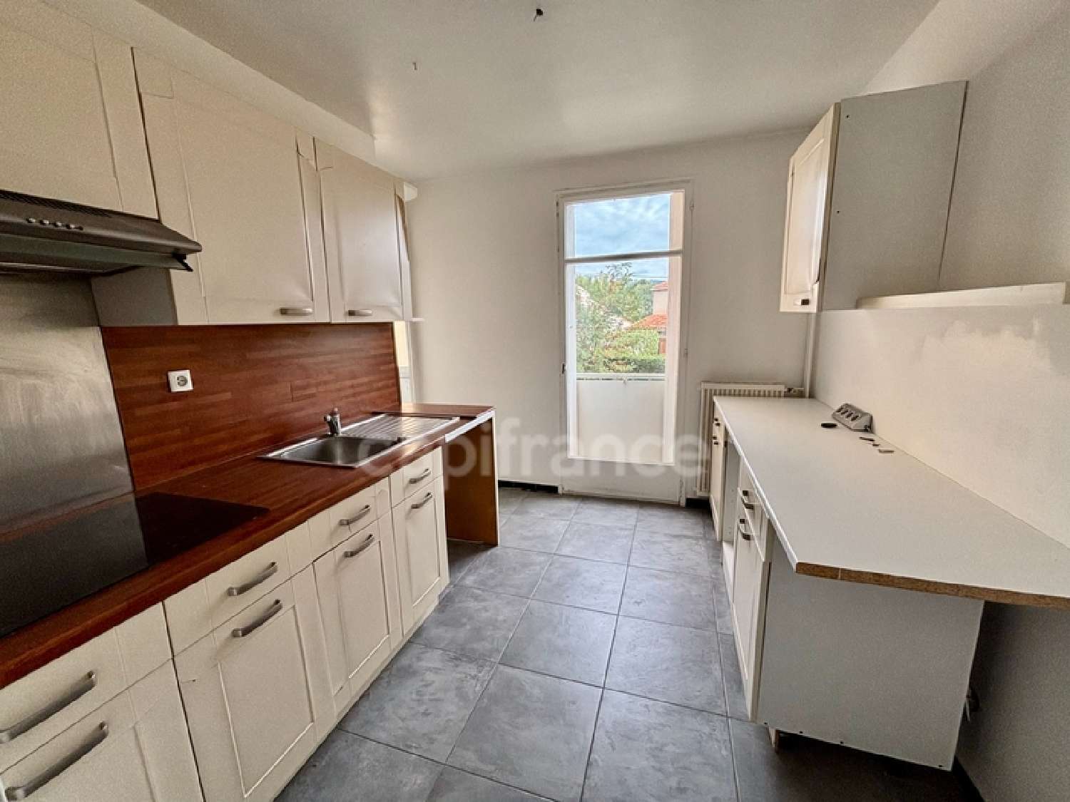  à vendre appartement La Ciotat Bouches-du-Rhône 3
