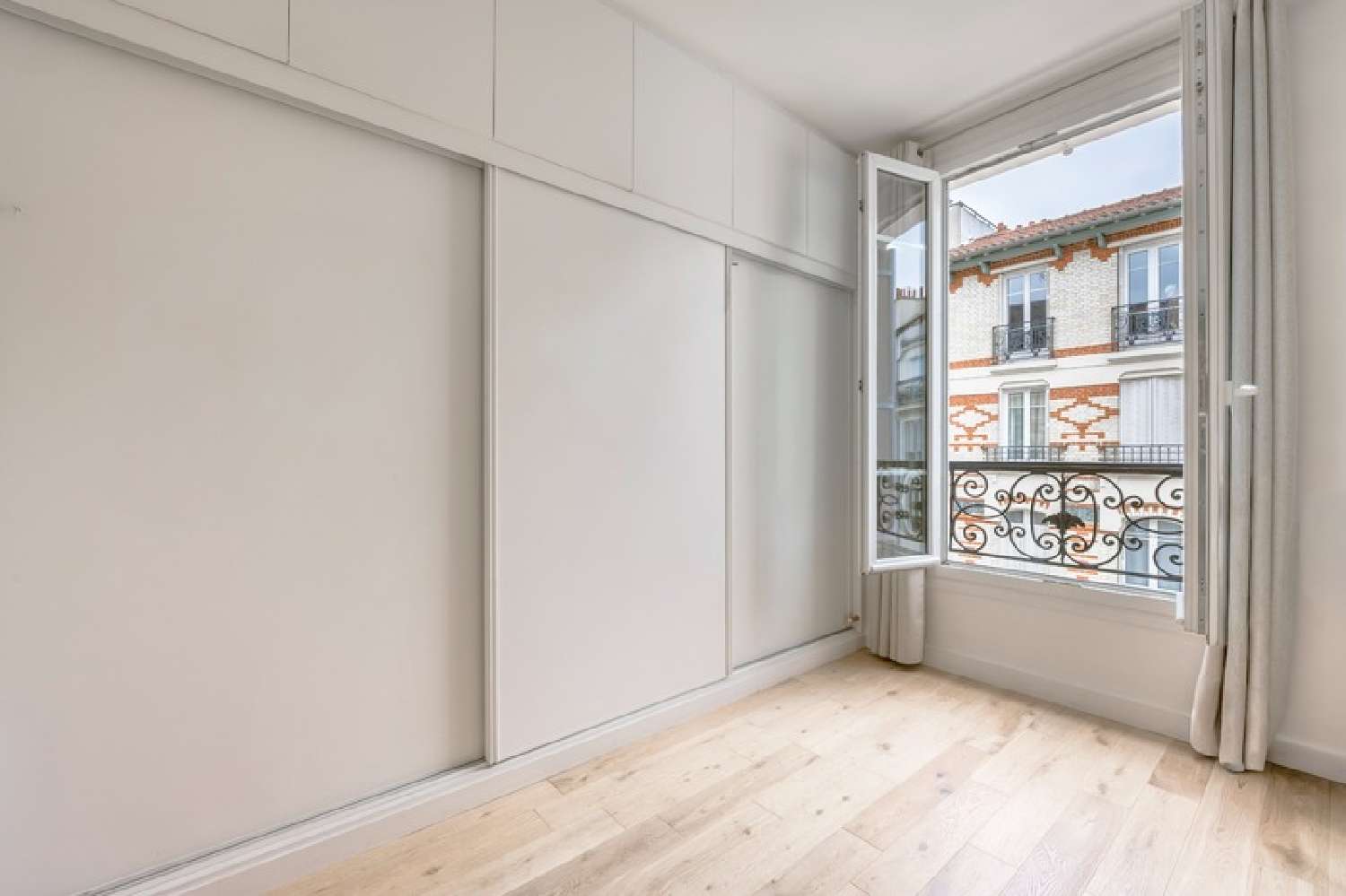  for sale apartment Levallois-Perret Hauts-de-Seine 8
