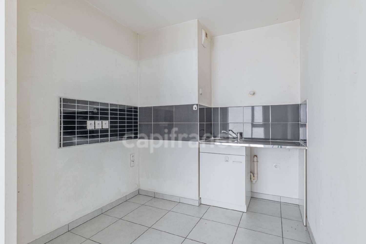  for sale apartment Lyon 8e Arrondissement Rhône 4