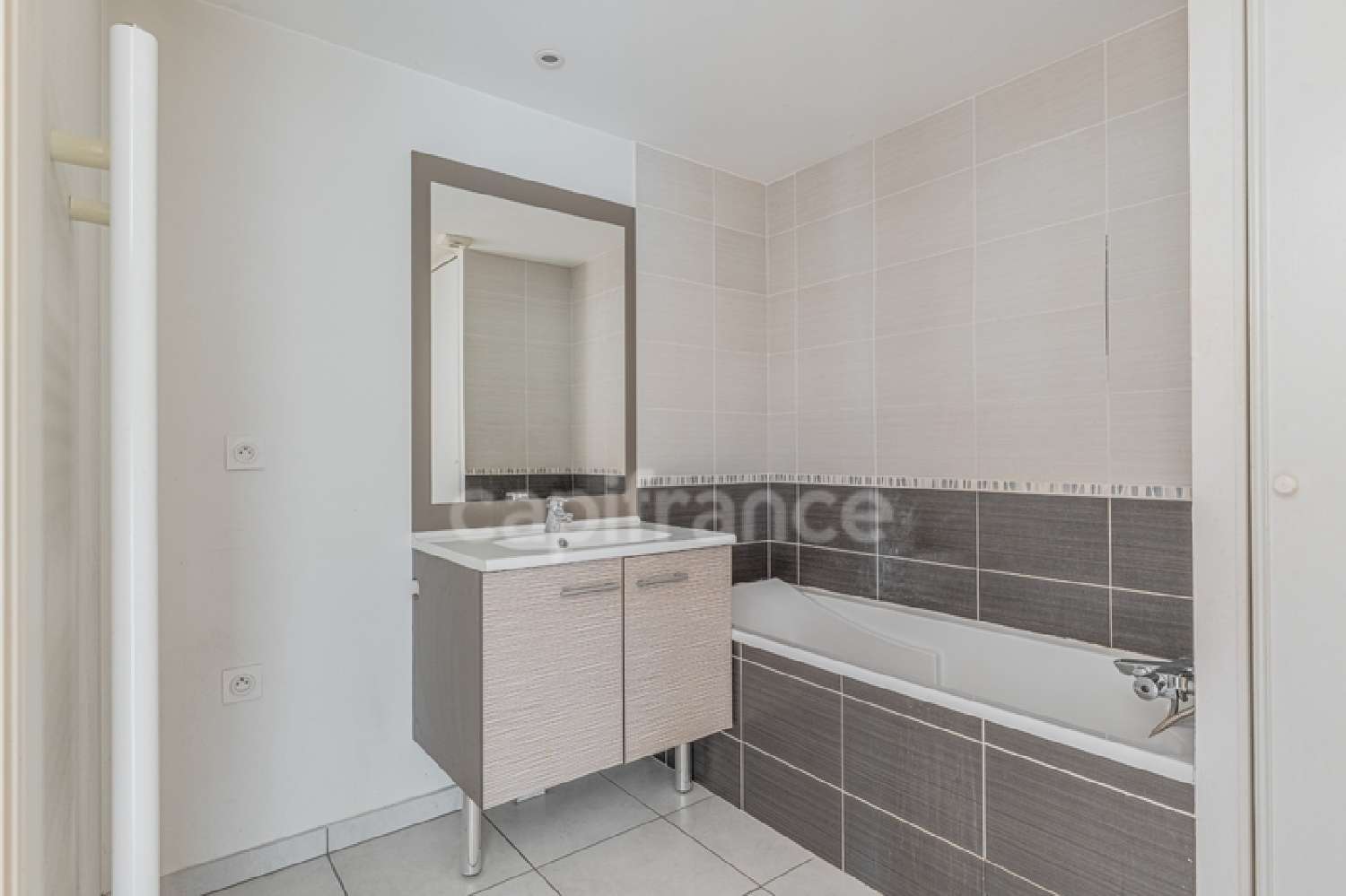  for sale apartment Lyon 8e Arrondissement Rhône 8