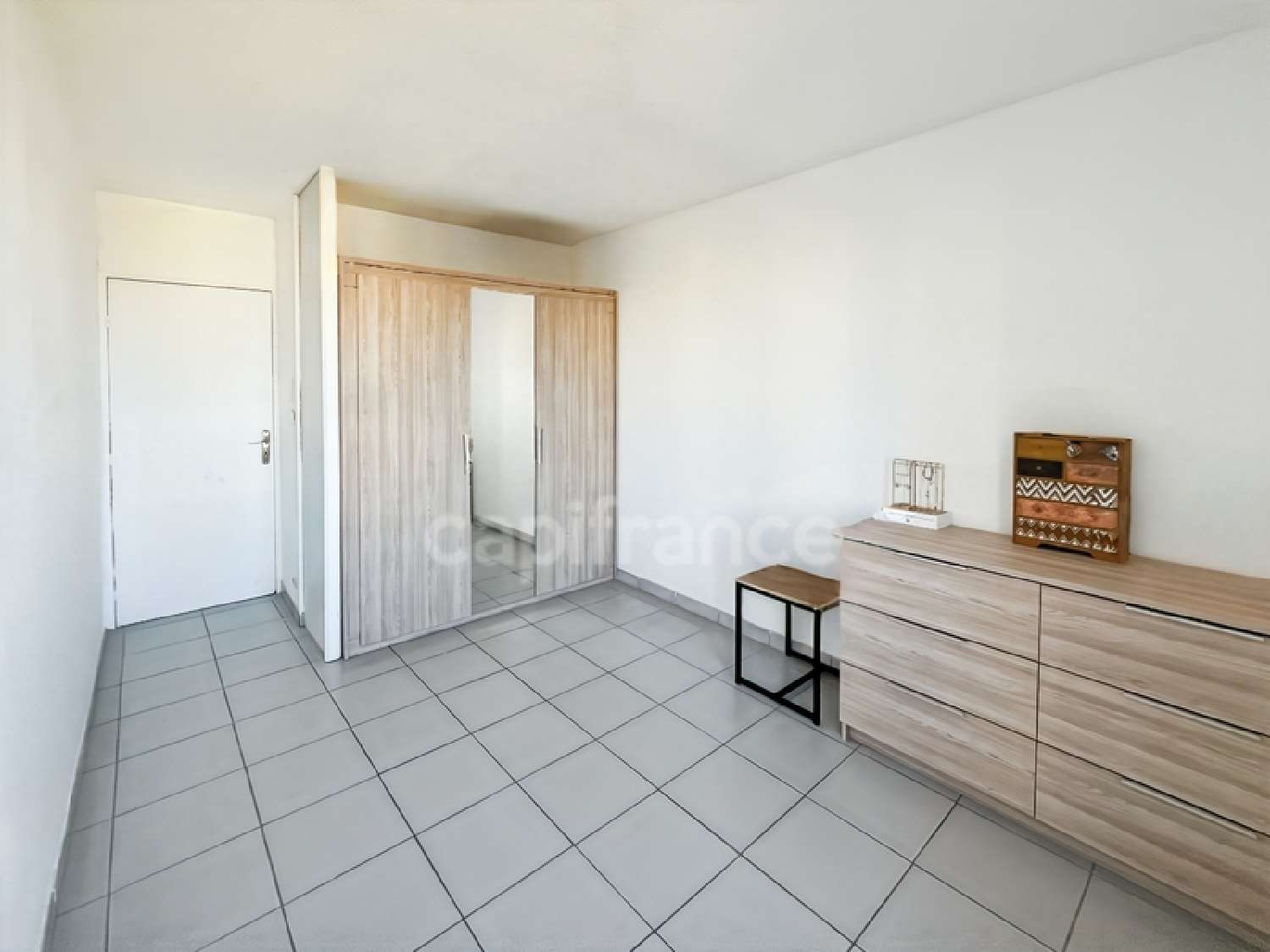  for sale apartment Marignane Bouches-du-Rhône 8