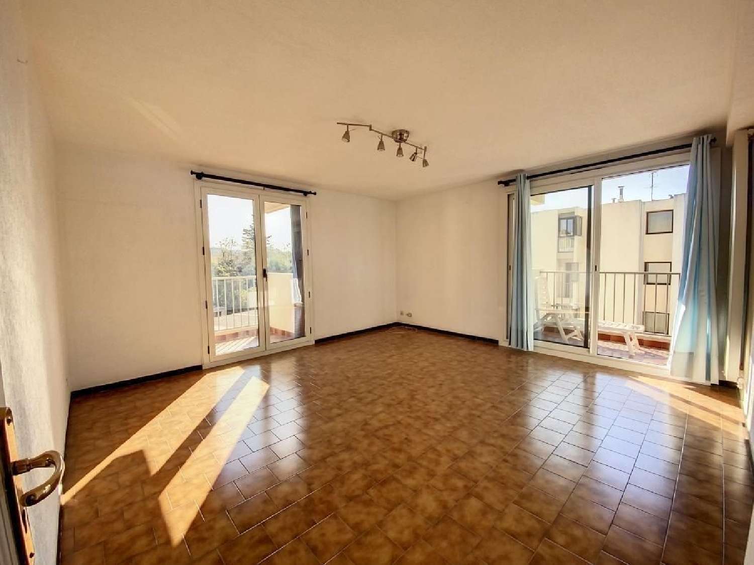 for sale apartment Marseille Bouches-du-Rhône 1
