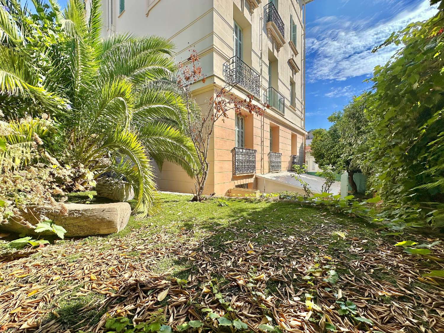  te koop appartement Menton Alpes-Maritimes 2