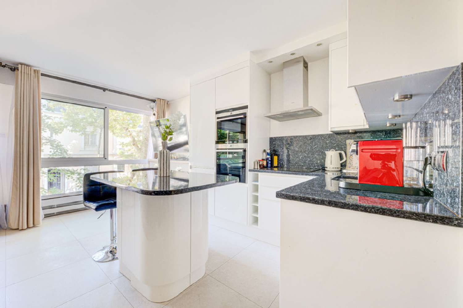  te koop appartement Neuilly-sur-Seine Hauts-de-Seine 2