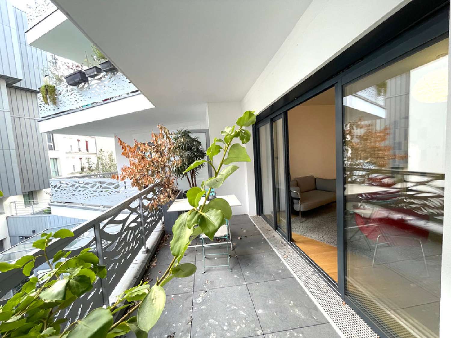 for sale apartment Paris 14e Arrondissement Paris (Seine) 2